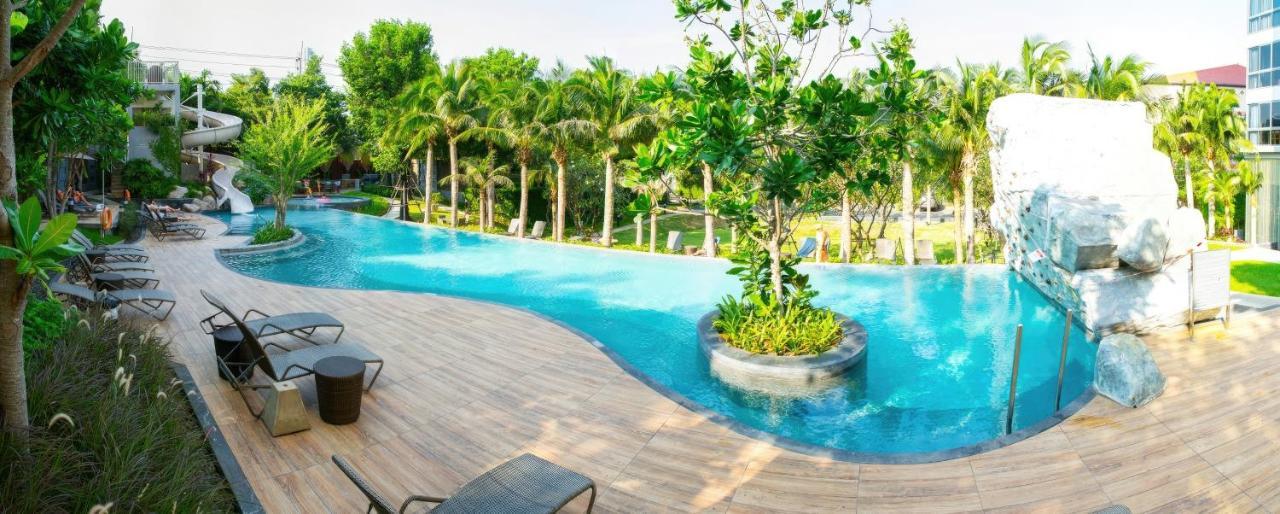 Unixx Oasis : Grandeur 2Br Suite Pattaya Exterior photo